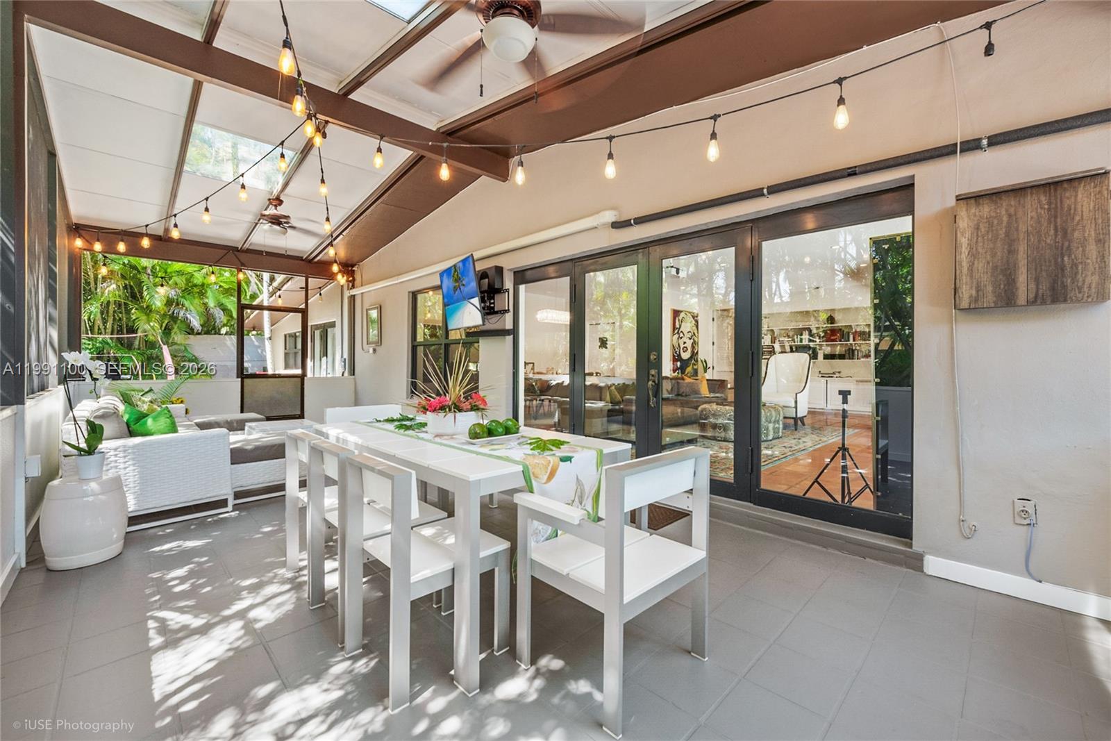 3620 Battersea Rd Miami, FL 33133