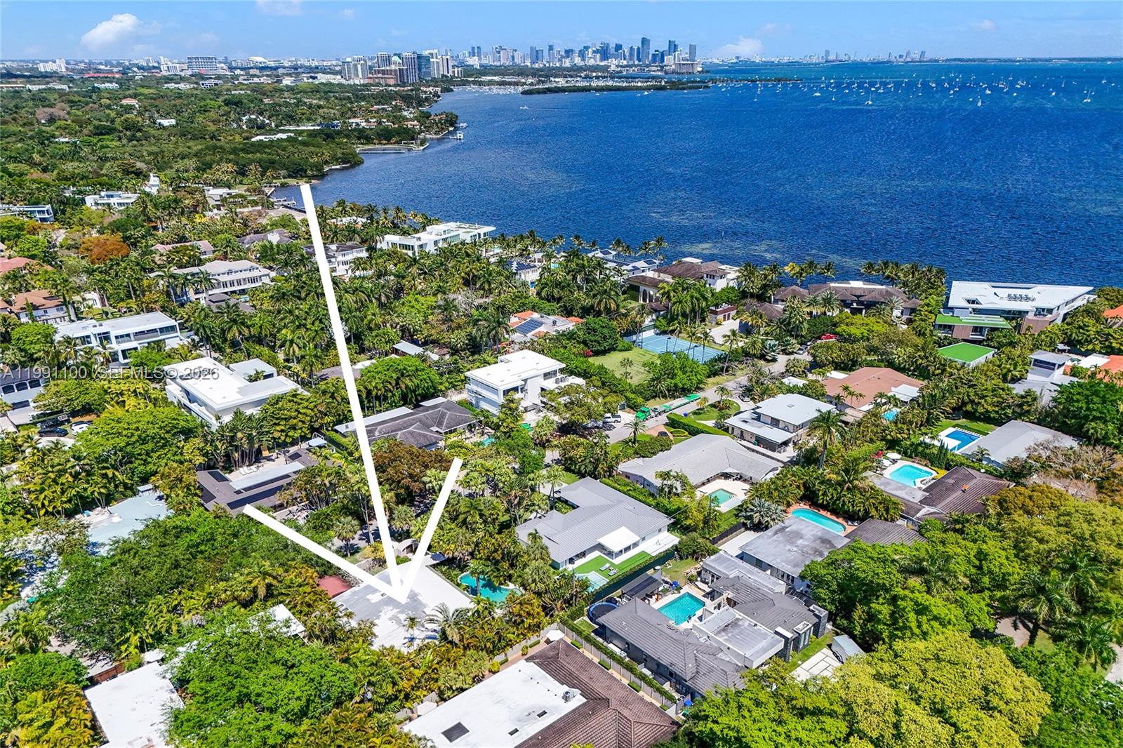 3620 Battersea Rd Miami, FL 33133