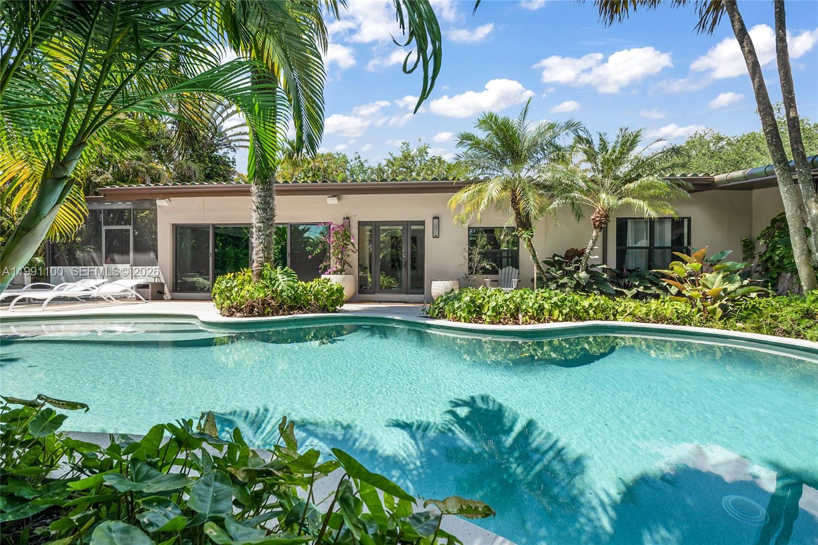 3620 Battersea Rd Miami, FL 33133