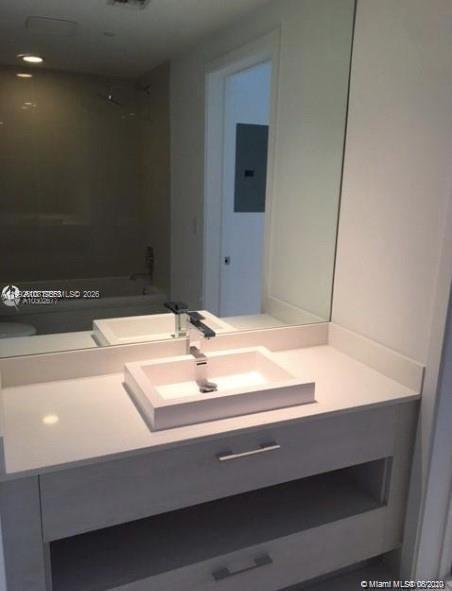 image Brickell Heights West9