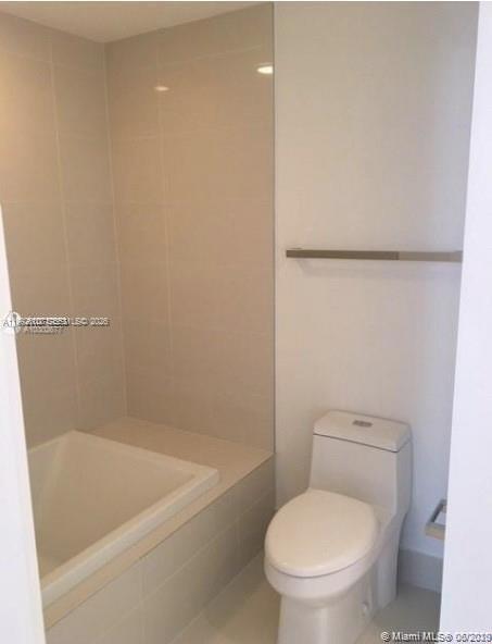 image Brickell Heights West11