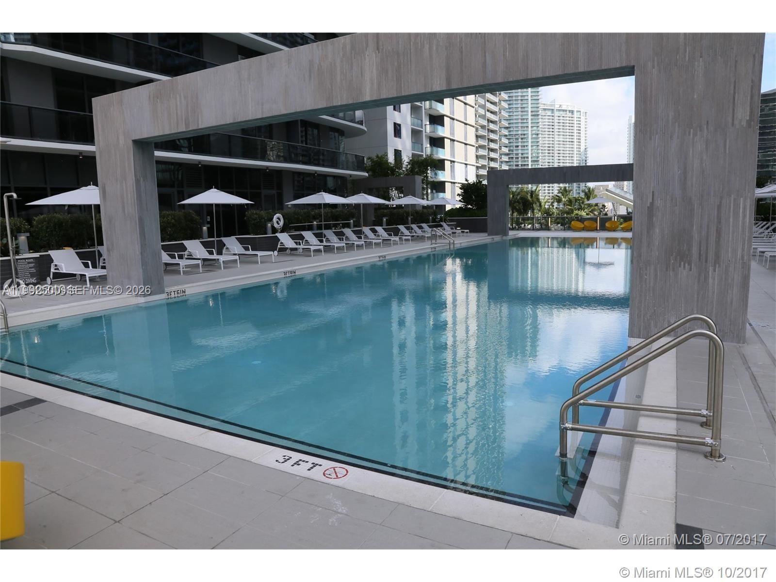 image Brickell Heights West24