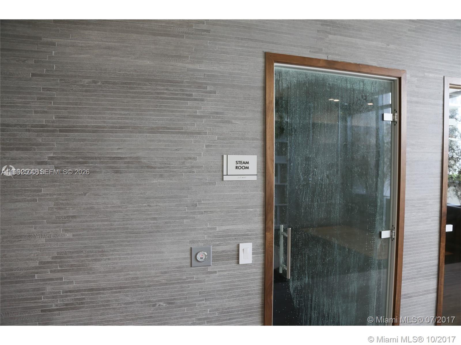 image Brickell Heights West38