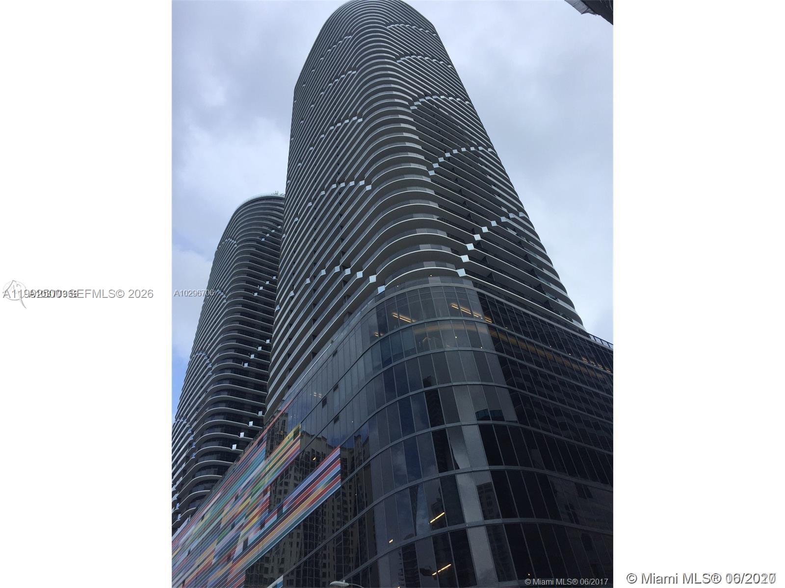 image Brickell Heights West8
