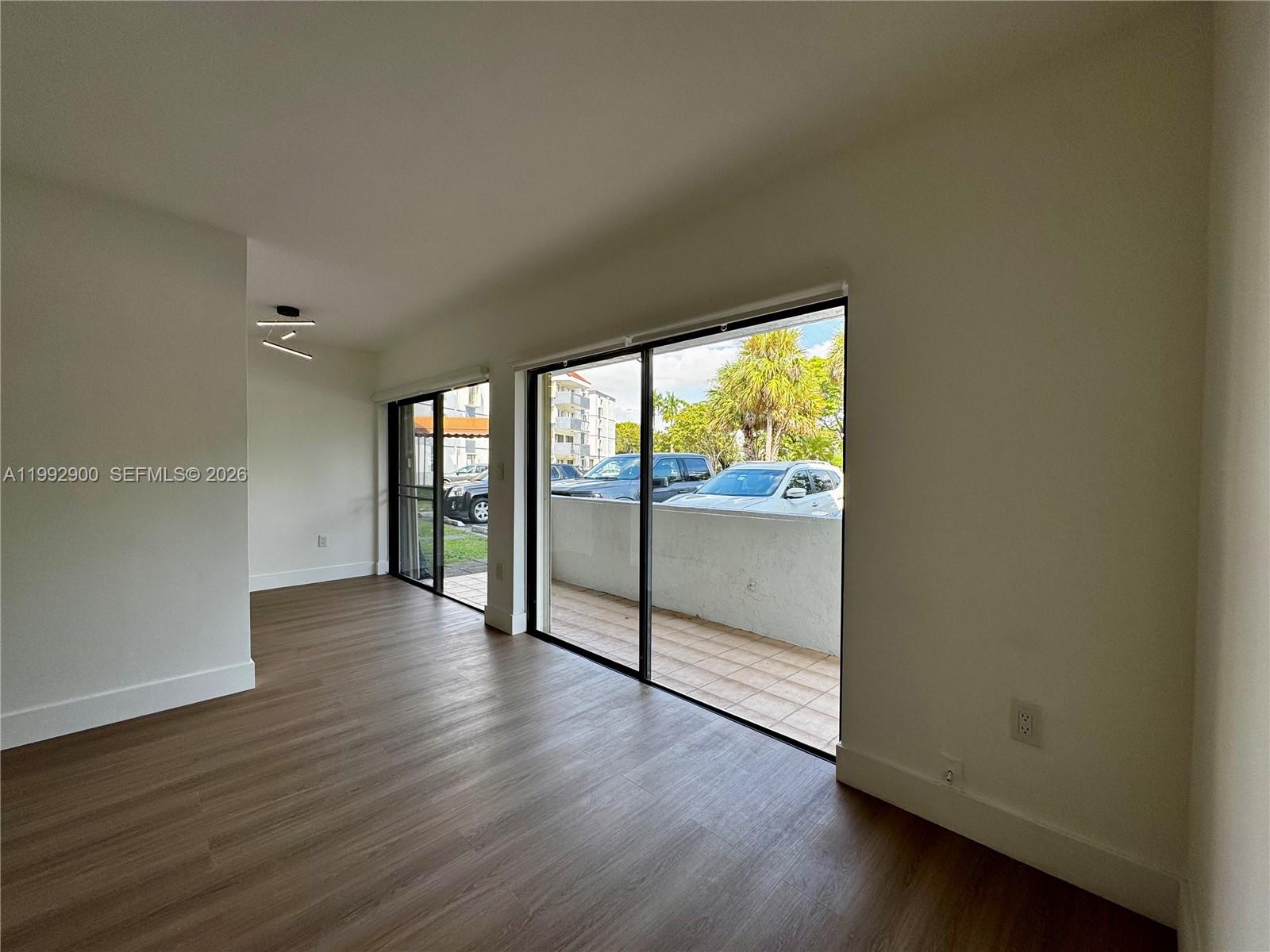 5900 SW 127th Ave #3106 Miami, FL 33183