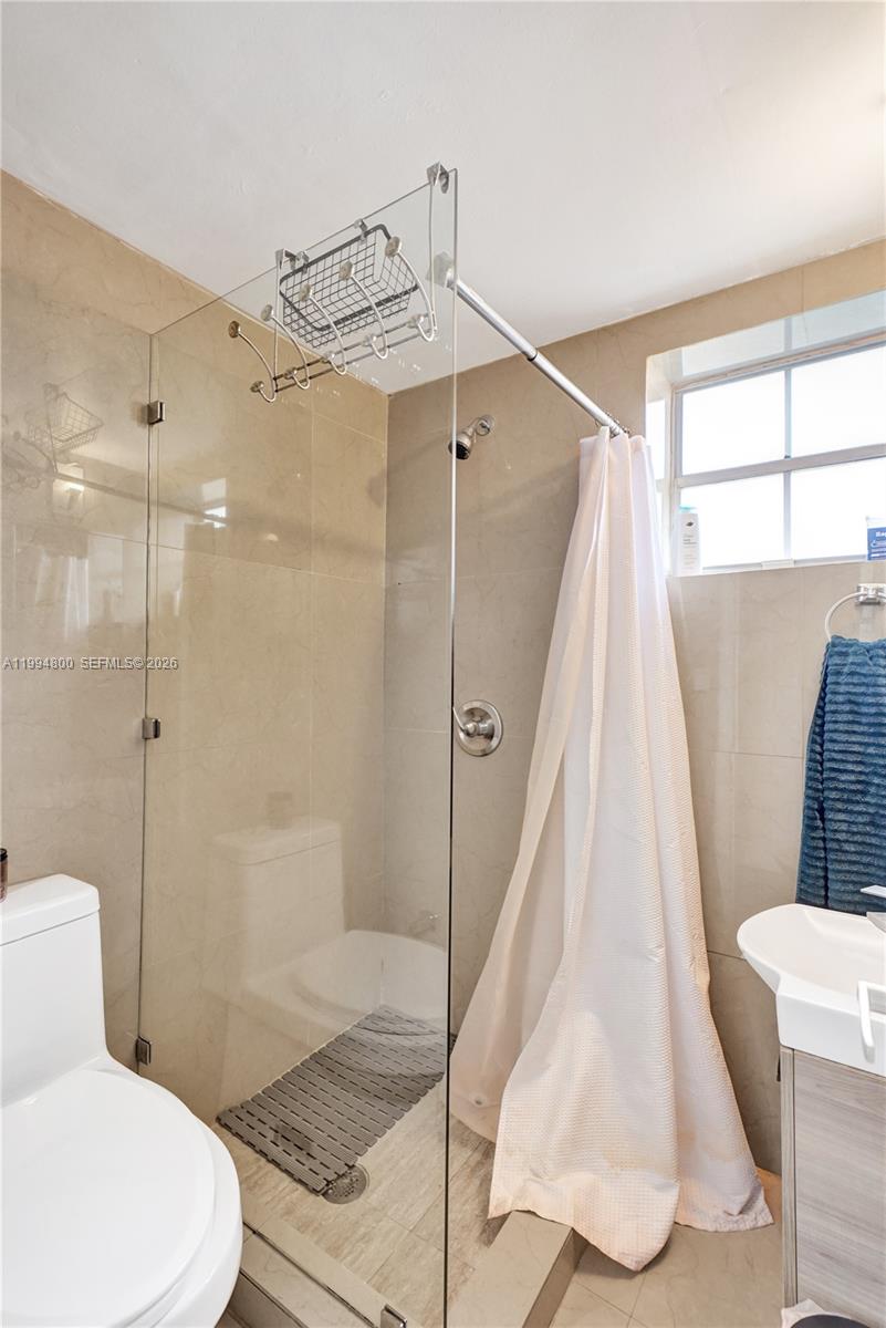 7544 Adventure Ave North Bay Village, FL 33141