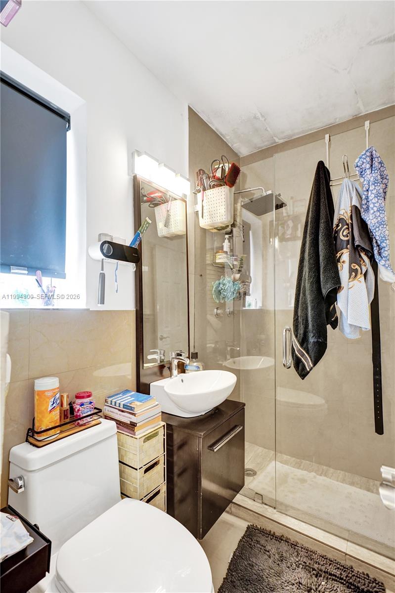 7544 Adventure Ave North Bay Village, FL 33141