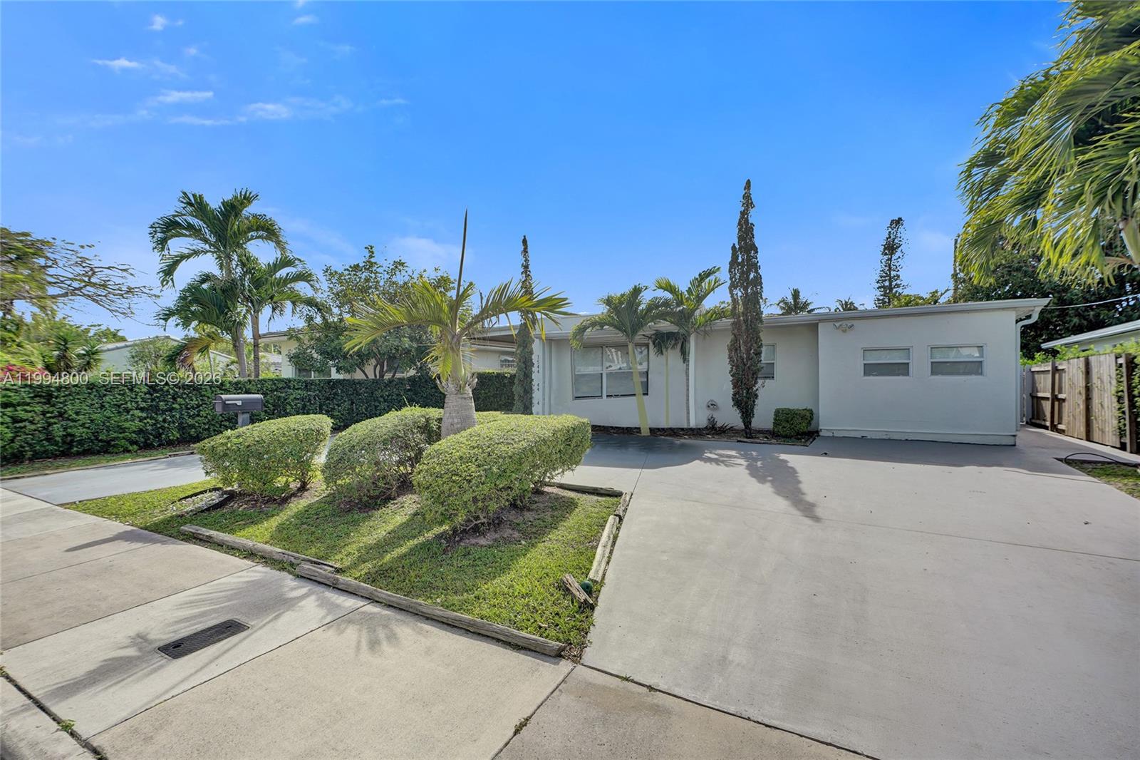 7544 Adventure Ave North Bay Village, FL 33141