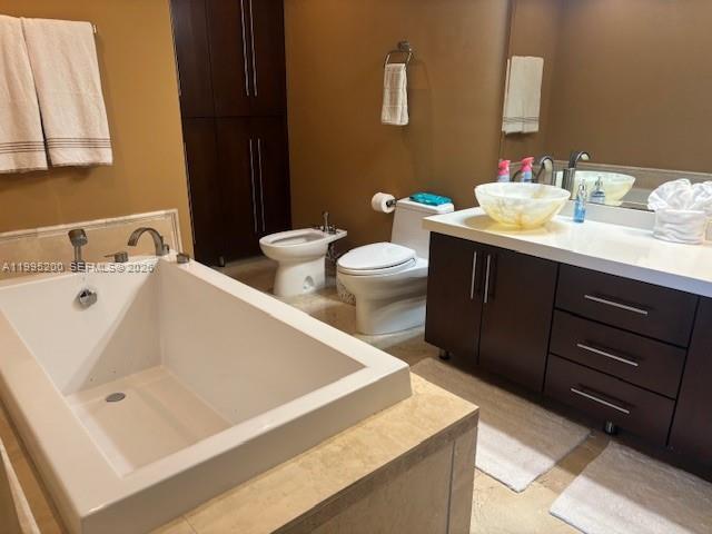 100 Lincoln Rd #PH4 Miami Beach, FL 33139