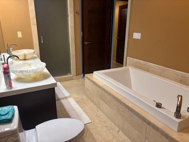 100 Lincoln Rd #PH4 Miami Beach, FL 33139