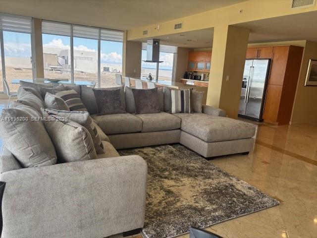 100 Lincoln Rd #PH4 Miami Beach, FL 33139