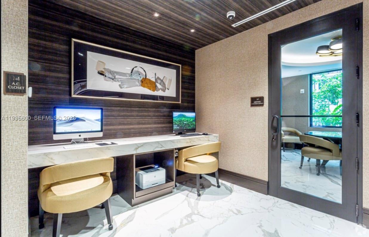 image Merrick Manor5