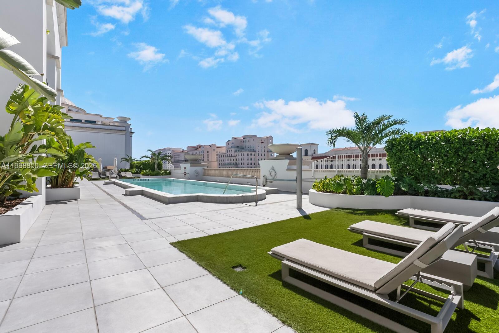 275 Giralda Ave #6E Coral Gables, FL 33134