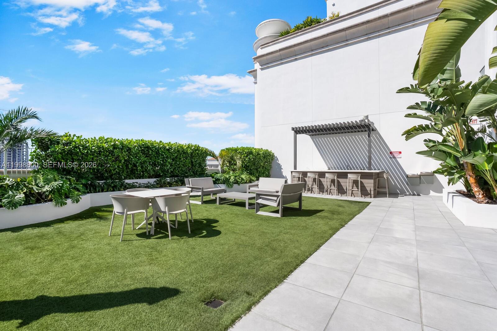 275 Giralda Ave #6E Coral Gables, FL 33134