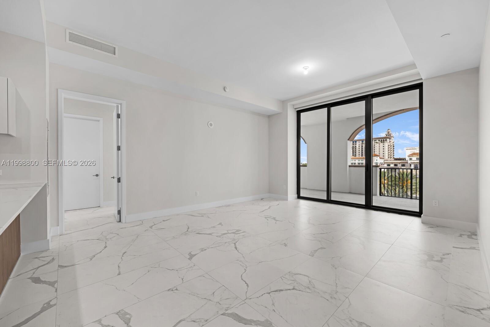 275 Giralda Ave #6E Coral Gables, FL 33134