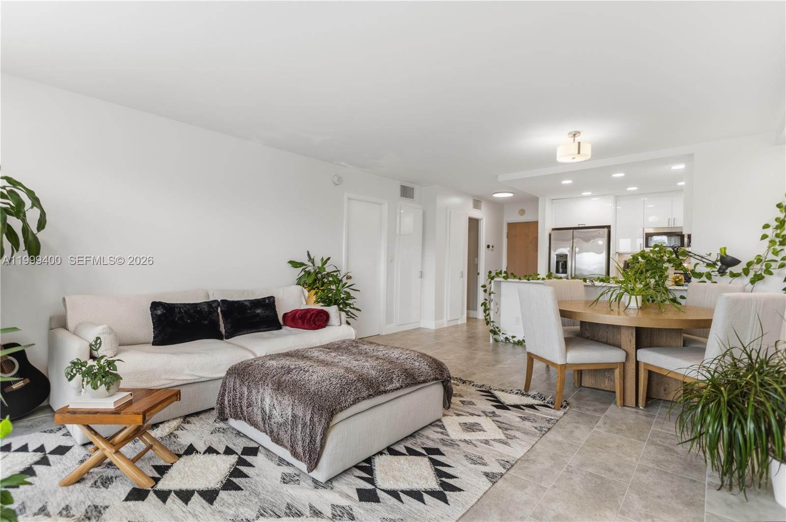 340 Sunset Dr #407 Fort Lauderdale, FL 33301