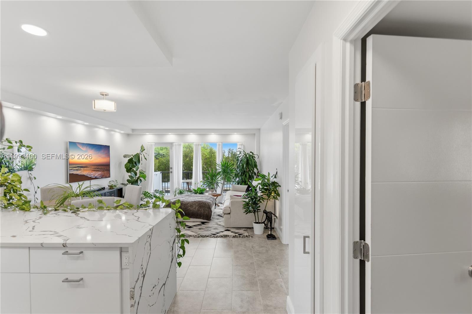 340 Sunset Dr #407 Fort Lauderdale, FL 33301