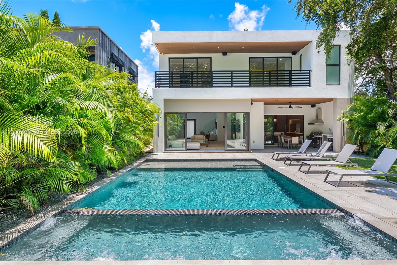 260 NW 47th St Miami, FL 33127