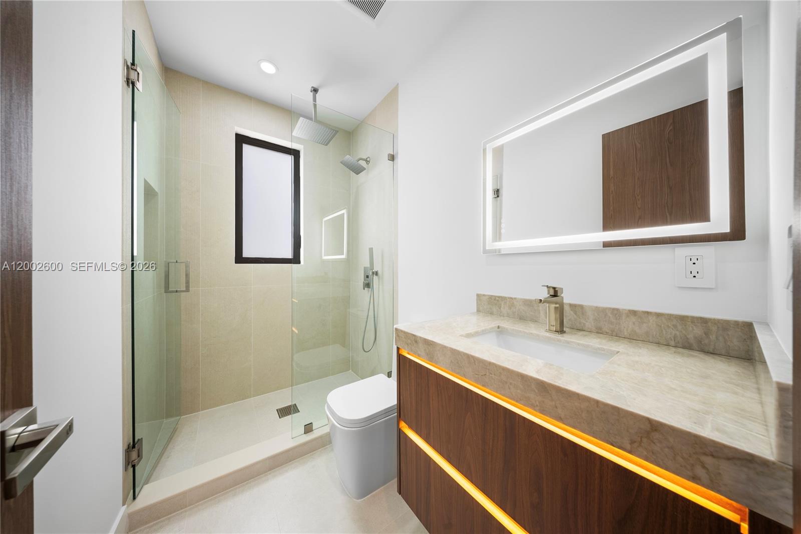 260 NW 47th St Miami, FL 33127