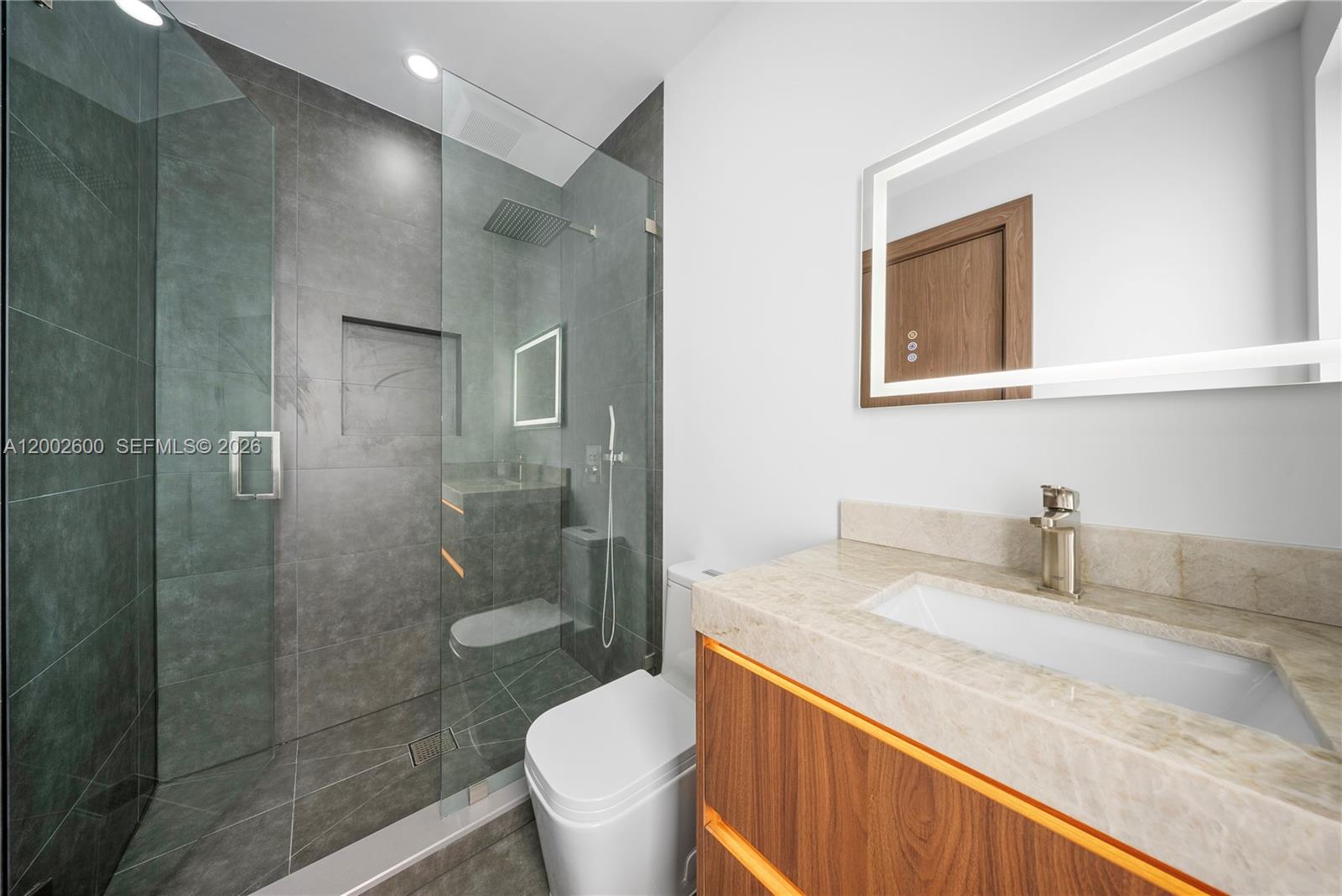 260 NW 47th St Miami, FL 33127