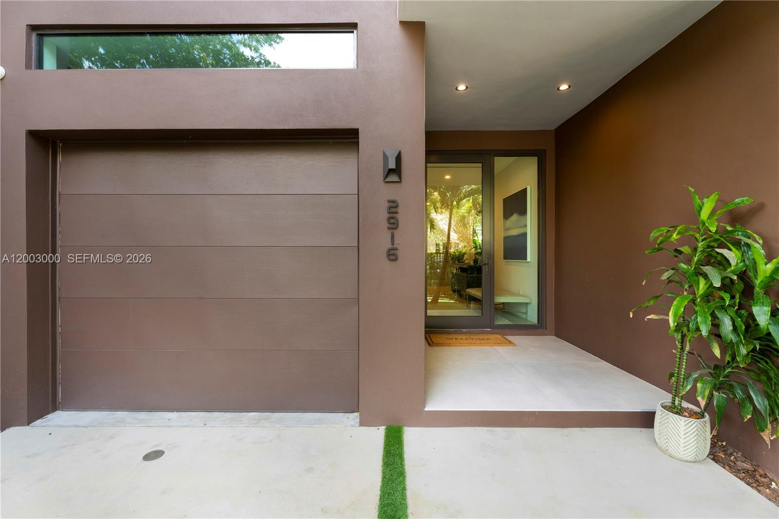 2916 Jackson Ave #2916 Coconut Grove, FL 33133