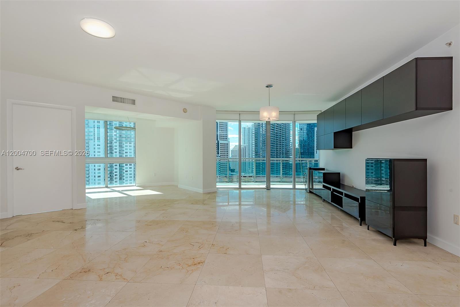 350 S Miami Ave #2702 Miami, FL 33130