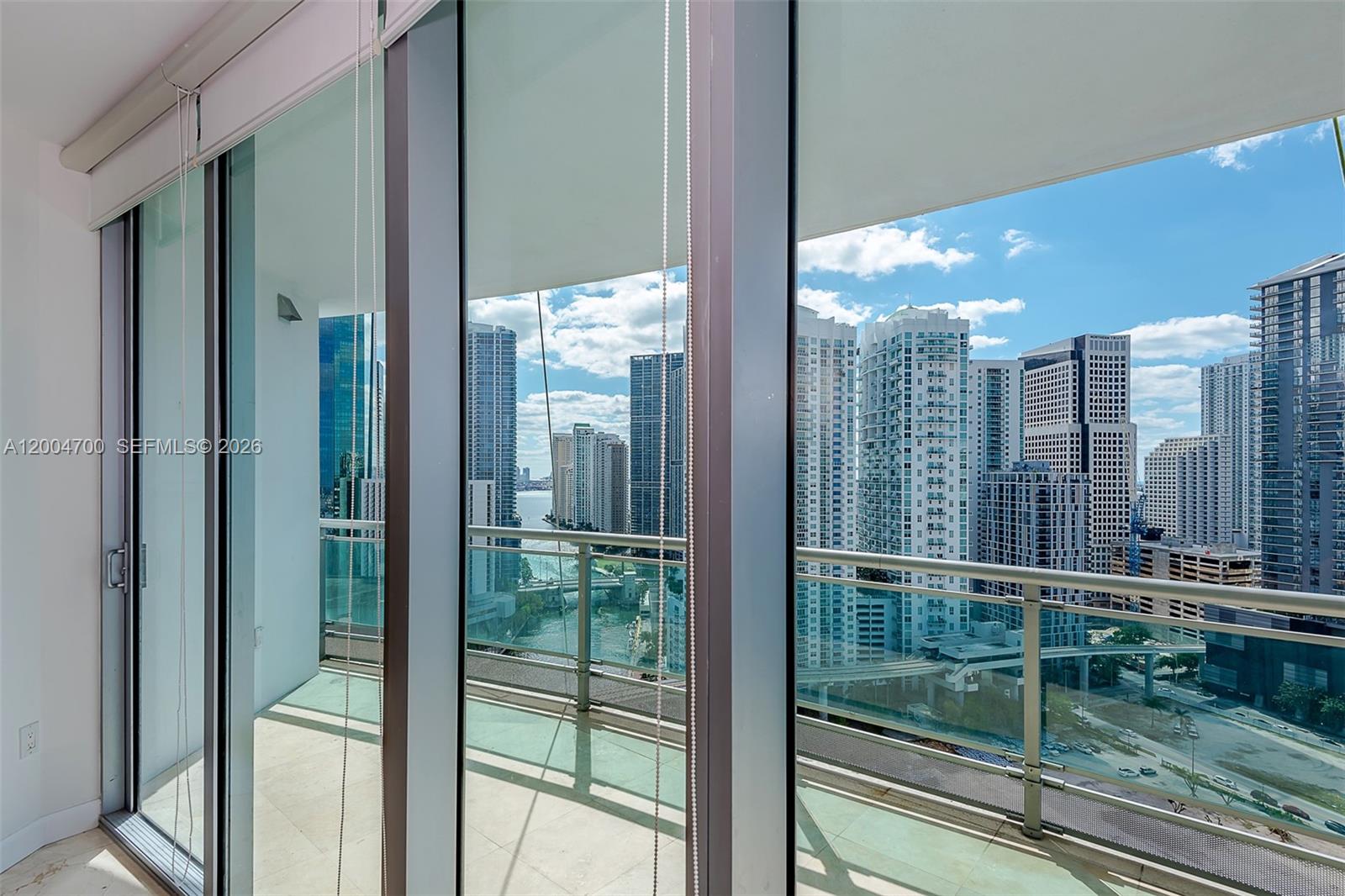 350 S Miami Ave #2702 Miami, FL 33130