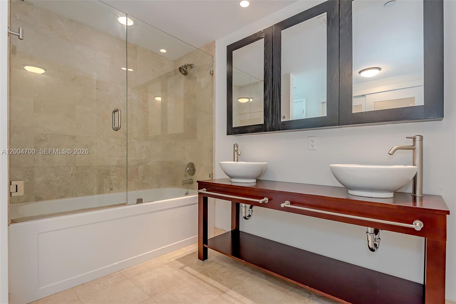 350 S Miami Ave #2702 Miami, FL 33130