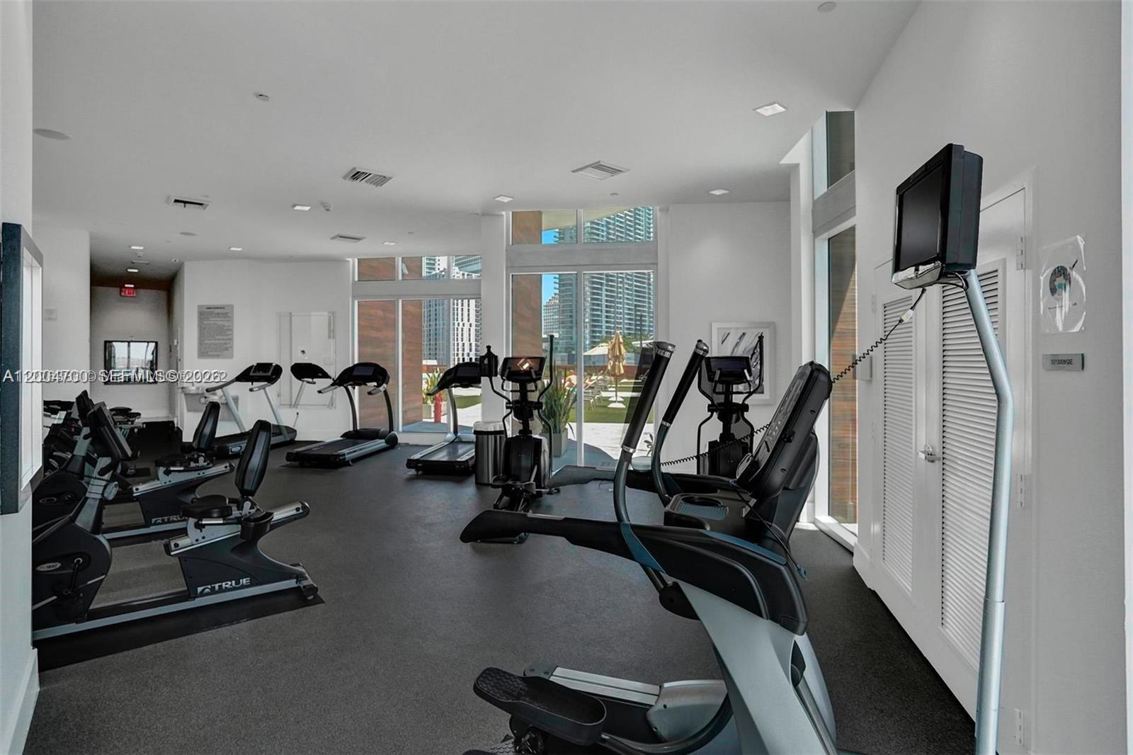 350 S Miami Ave #2702 Miami, FL 33130