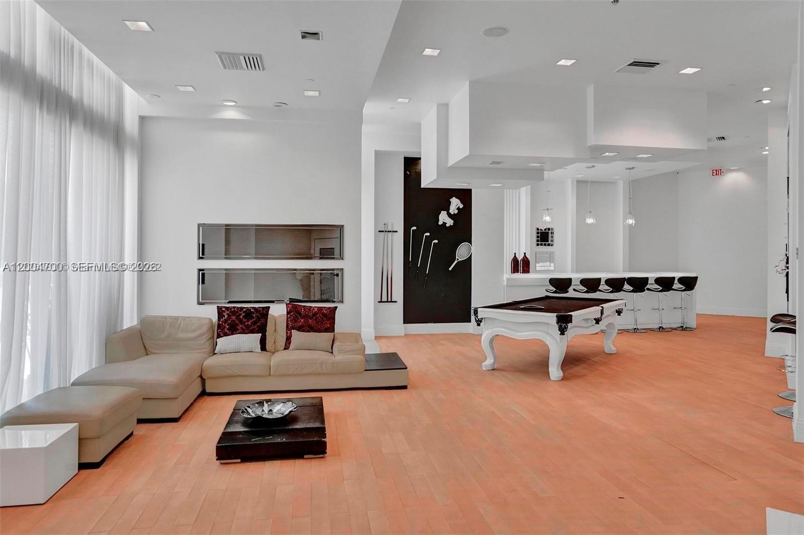 350 S Miami Ave #2702 Miami, FL 33130