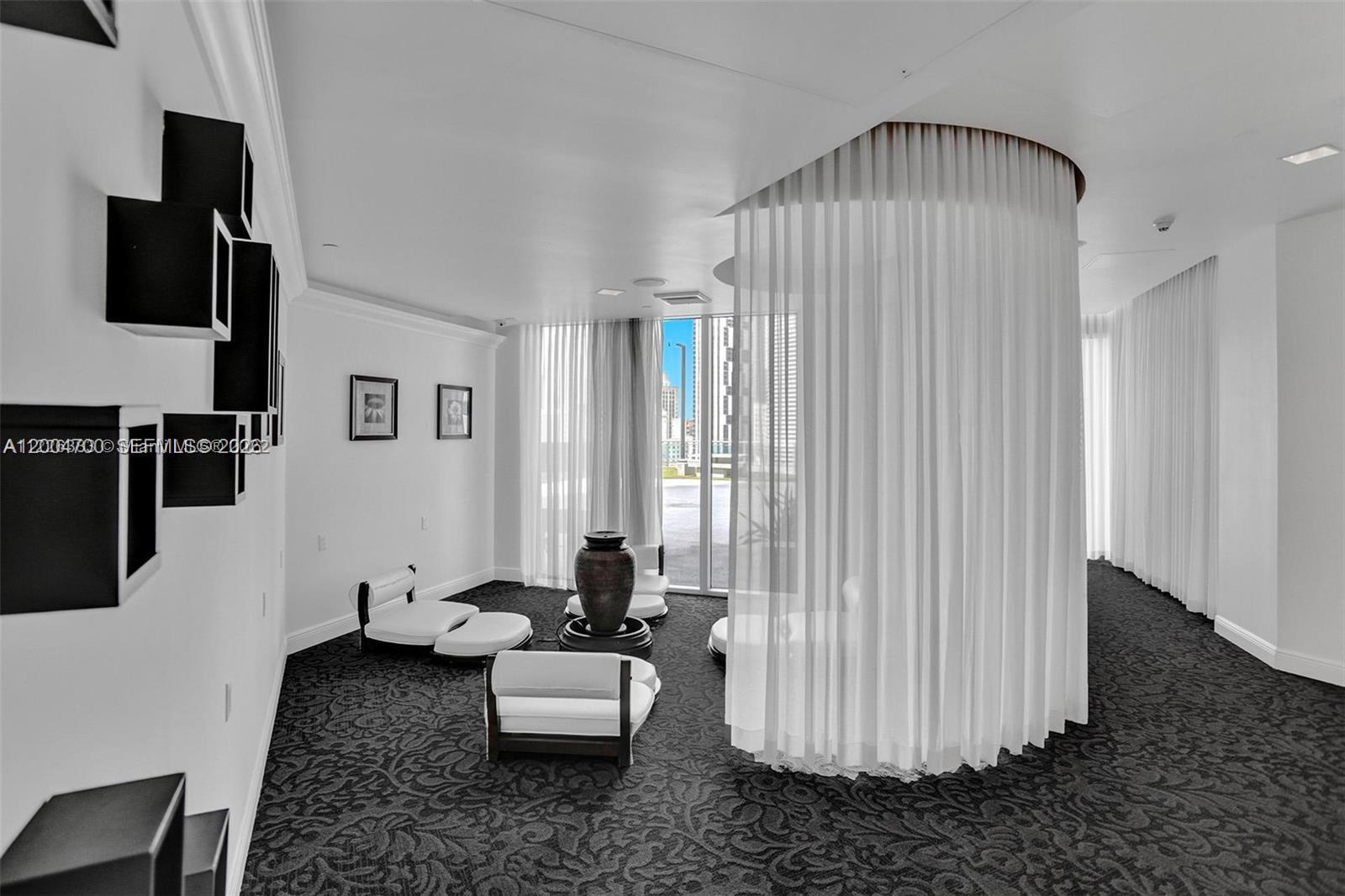 350 S Miami Ave #2702 Miami, FL 33130