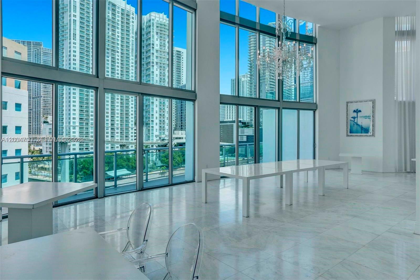 350 S Miami Ave #2702 Miami, FL 33130