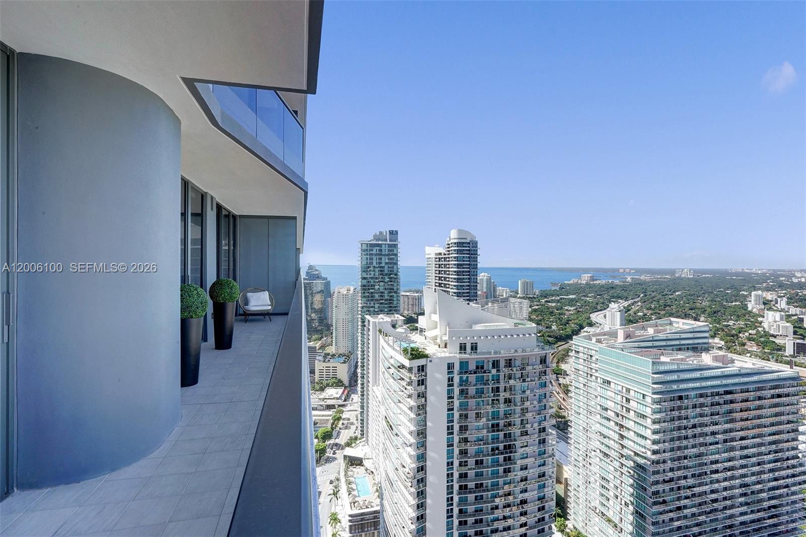 1000 Brickell Plz #PH5106 Miami, FL 33131