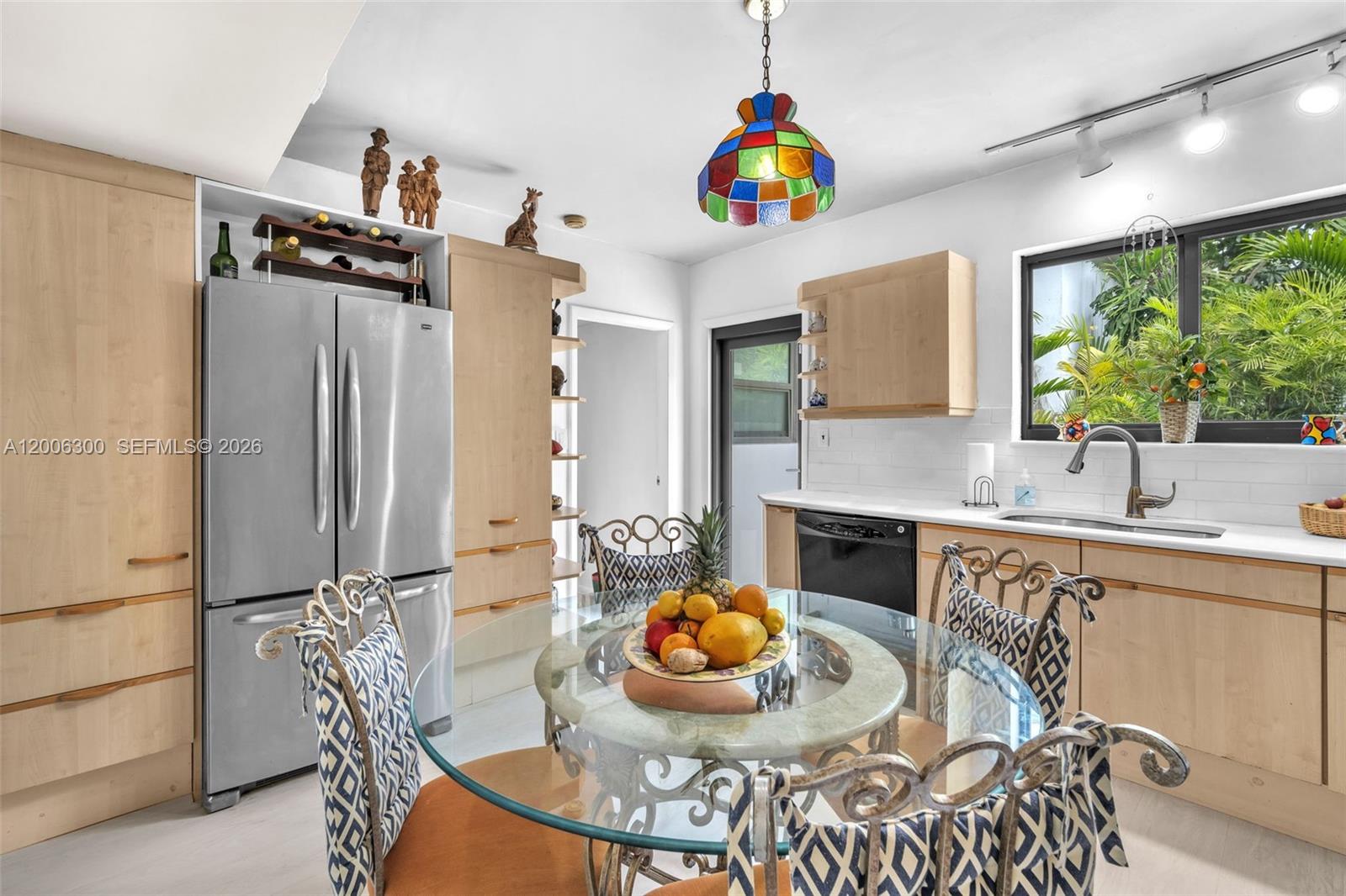 7701 Center Bay Dr North Bay Village, FL 33141
