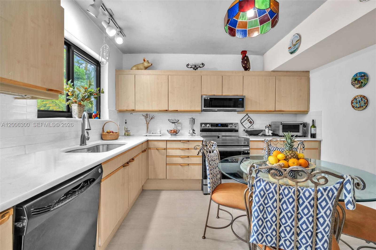 7701 Center Bay Dr North Bay Village, FL 33141