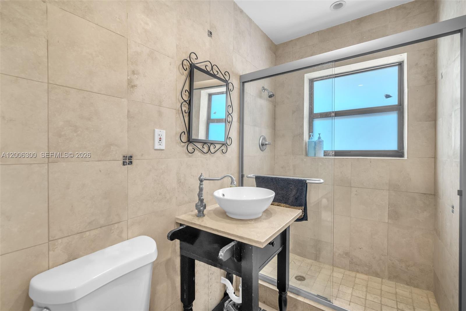 7701 Center Bay Dr North Bay Village, FL 33141
