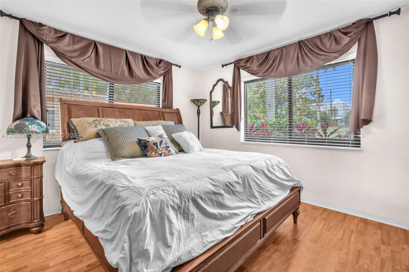 7701 Center Bay Dr North Bay Village, FL 33141