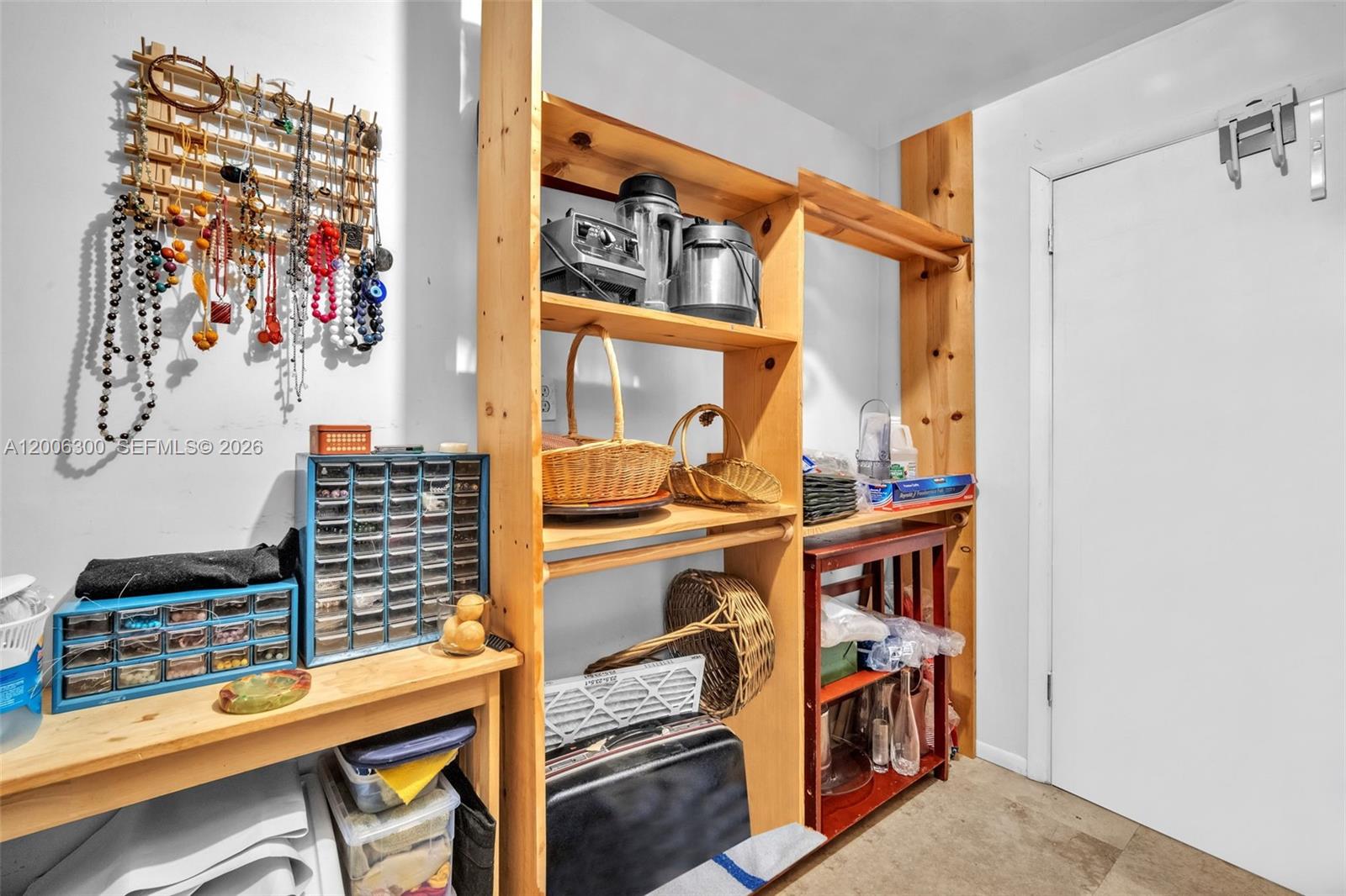 7701 Center Bay Dr North Bay Village, FL 33141