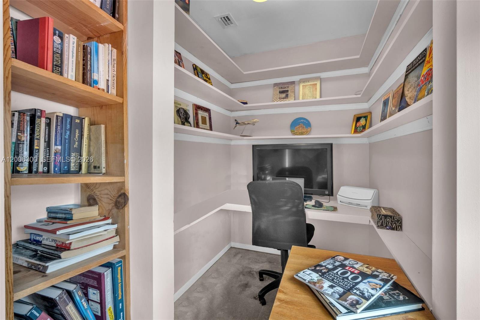 7701 Center Bay Dr North Bay Village, FL 33141