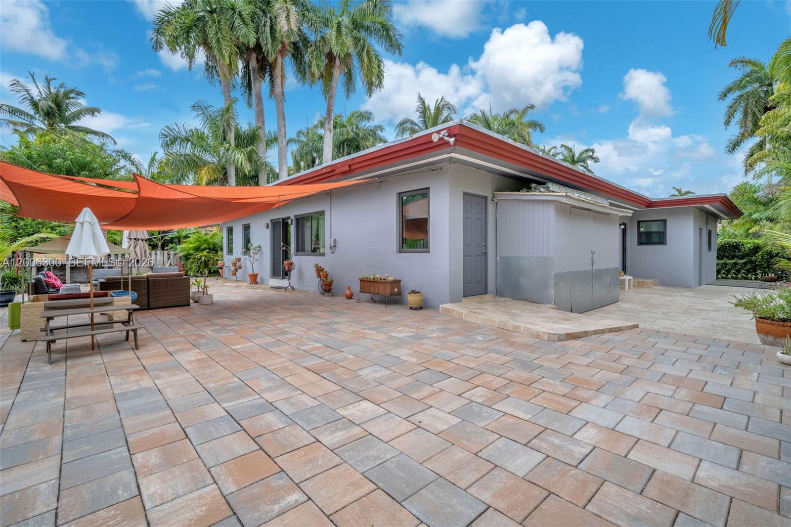 7701 Center Bay Dr North Bay Village, FL 33141