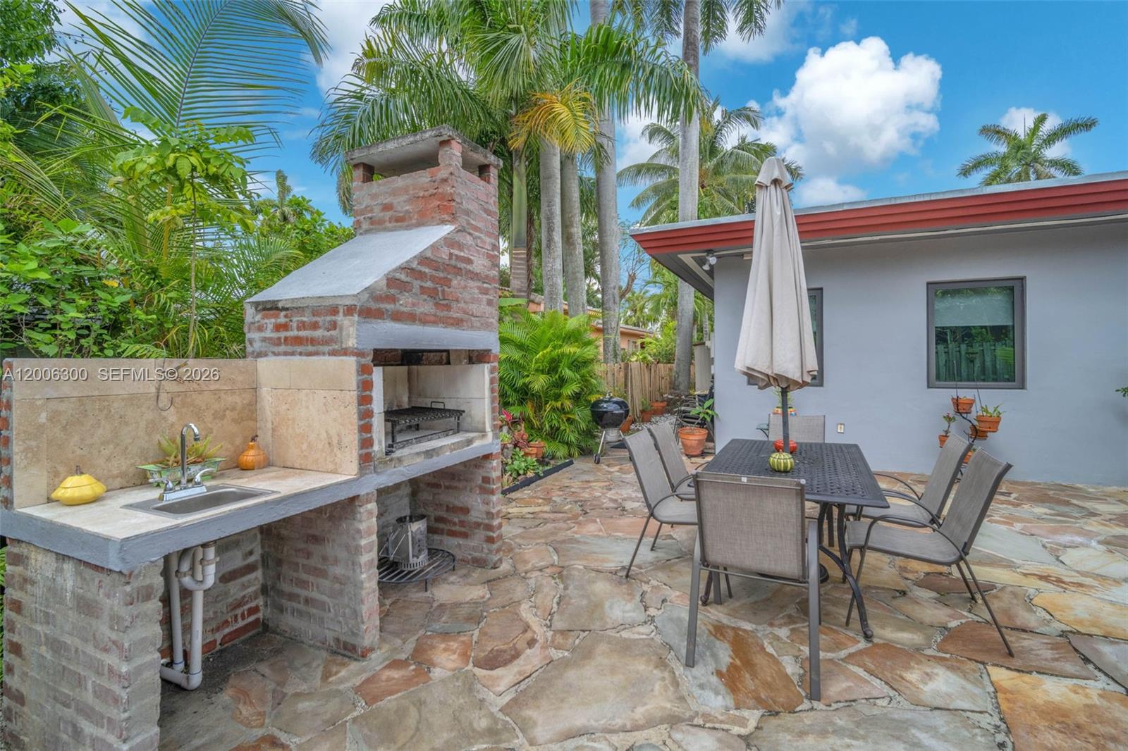 7701 Center Bay Dr North Bay Village, FL 33141