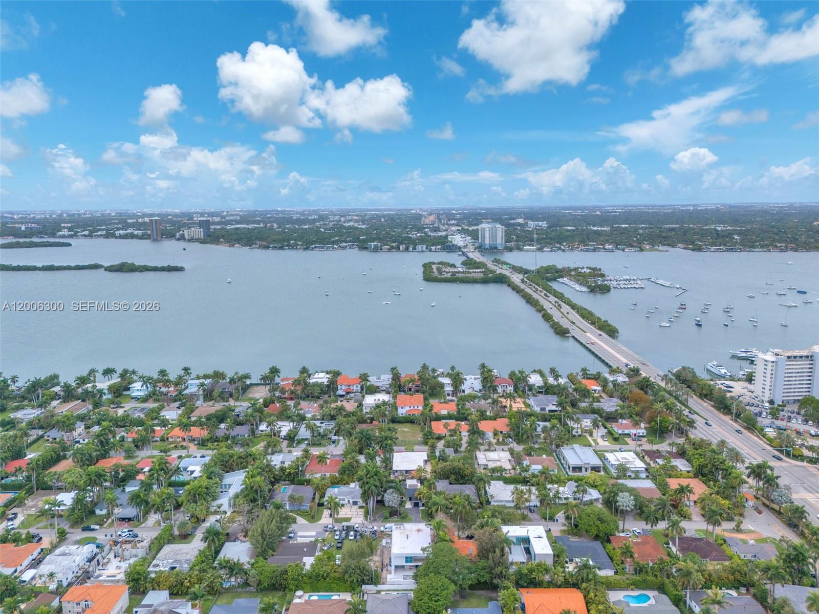 7701 Center Bay Dr North Bay Village, FL 33141