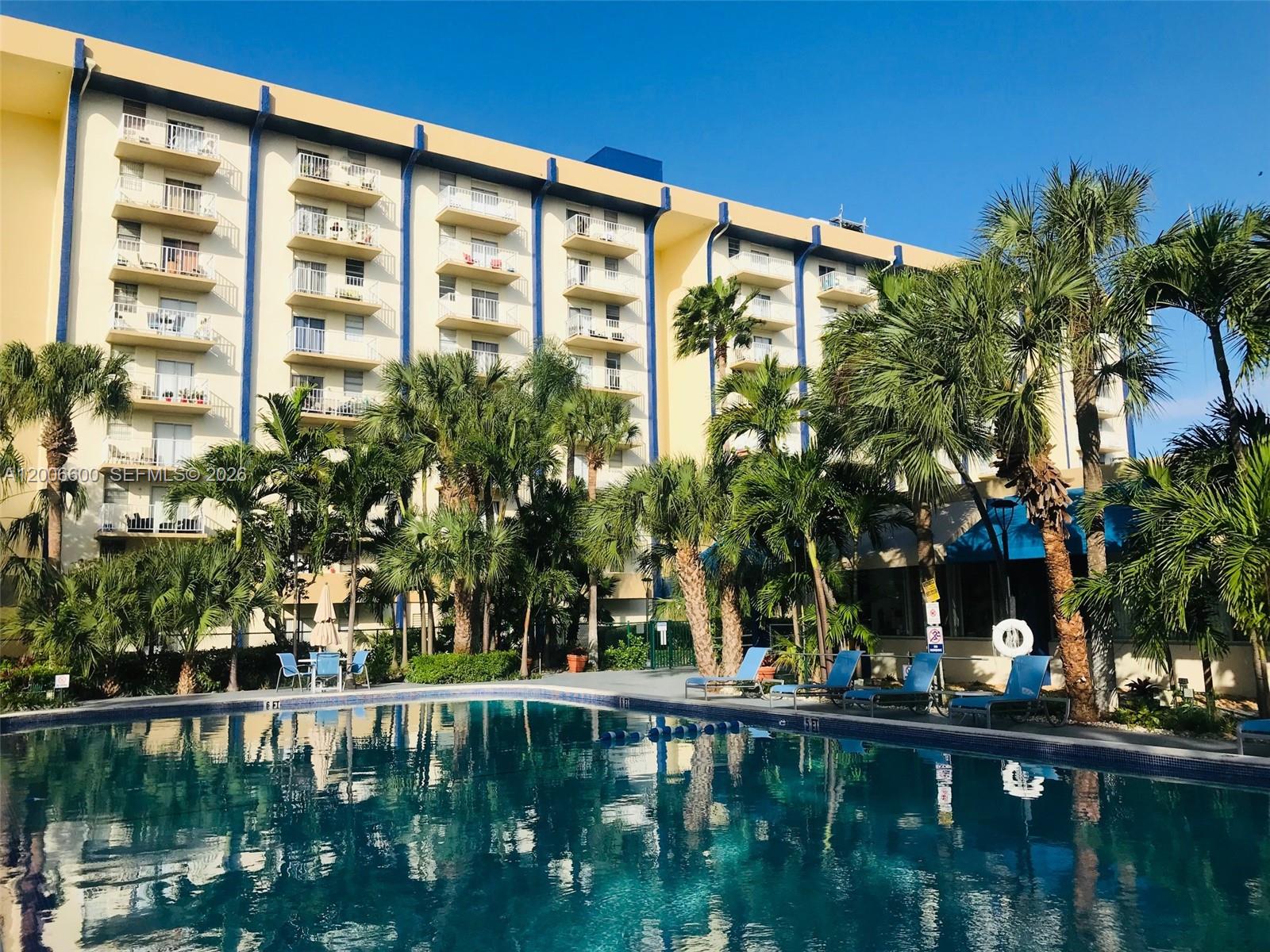 4550 NW 9th St #305E