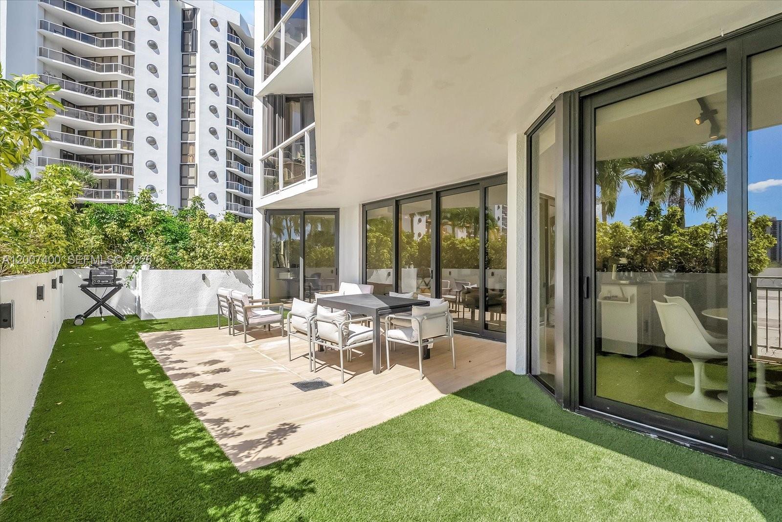 3640 Yacht Clb Dr #310 Aventura, FL 33180