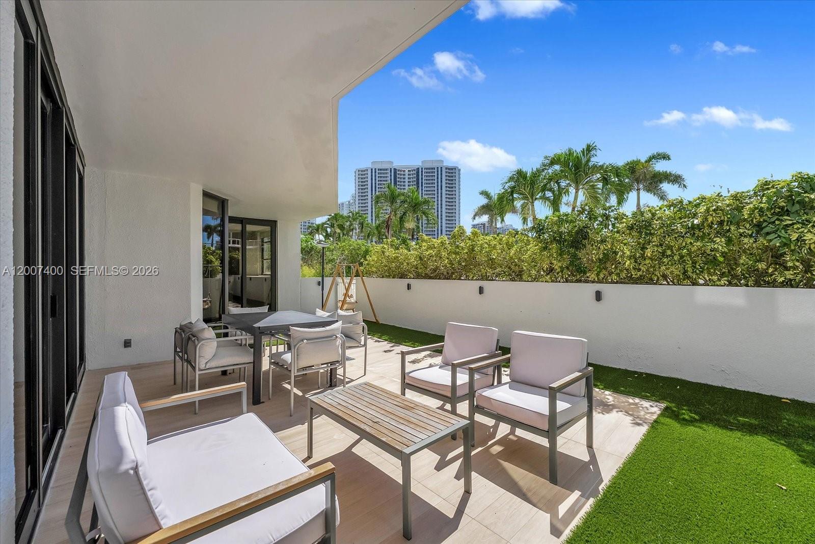 3640 Yacht Clb Dr #310 Aventura, FL 33180