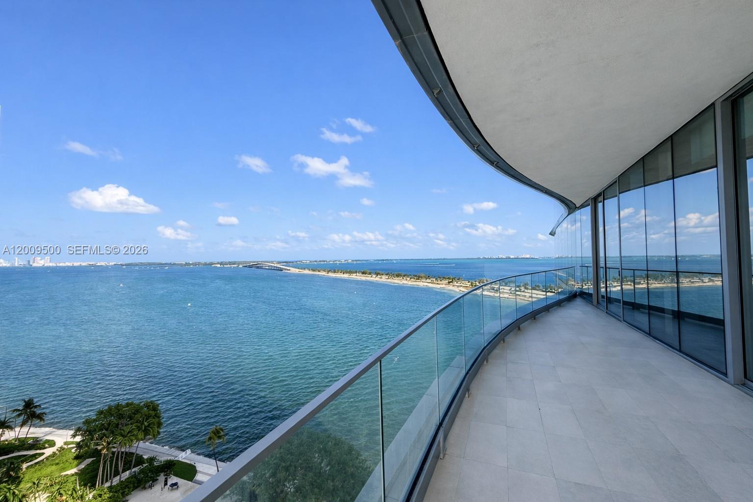 image Una Residences0