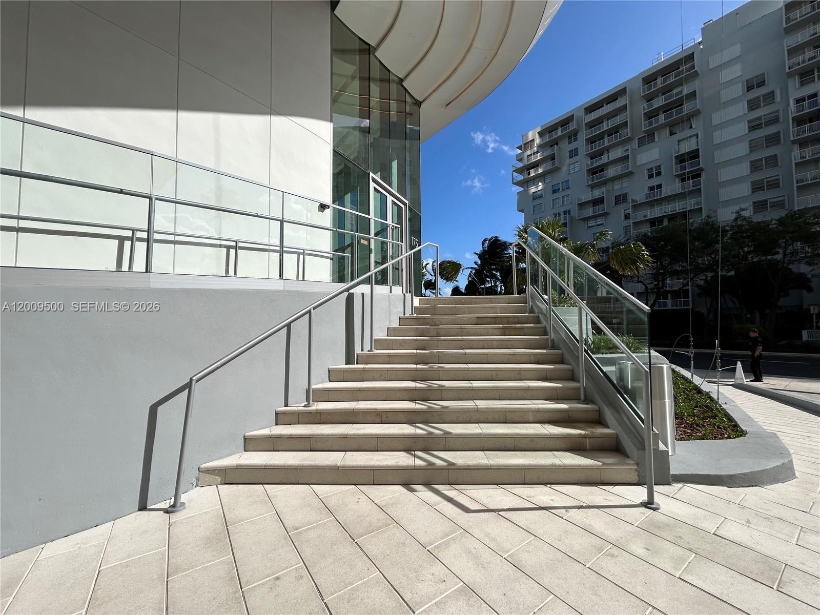 image Una Residences32