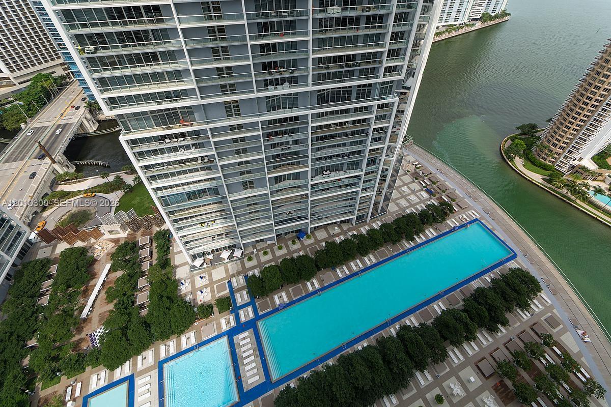 495 Brickell Ave #3710 Miami, FL 33131