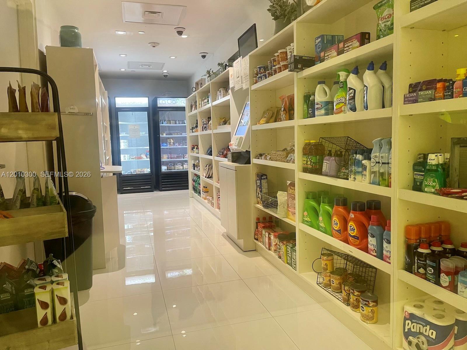 495 Brickell Ave #3710 Miami, FL 33131