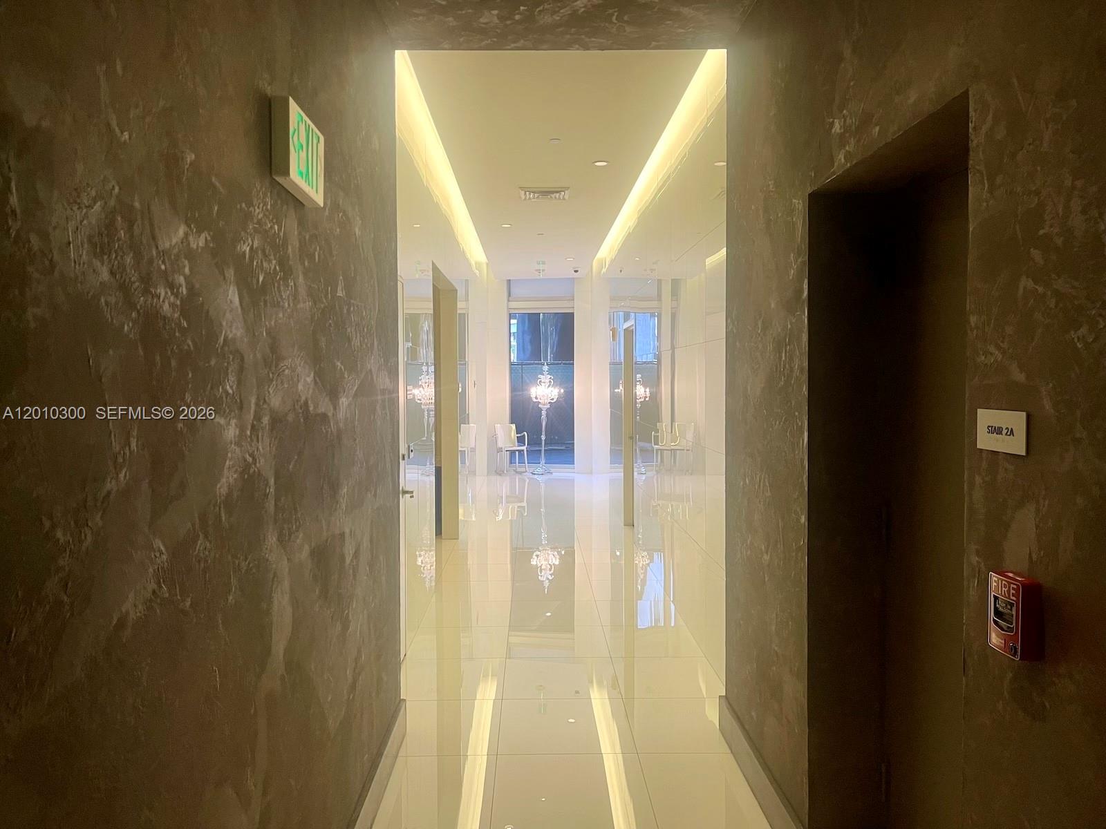 495 Brickell Ave #3710 Miami, FL 33131